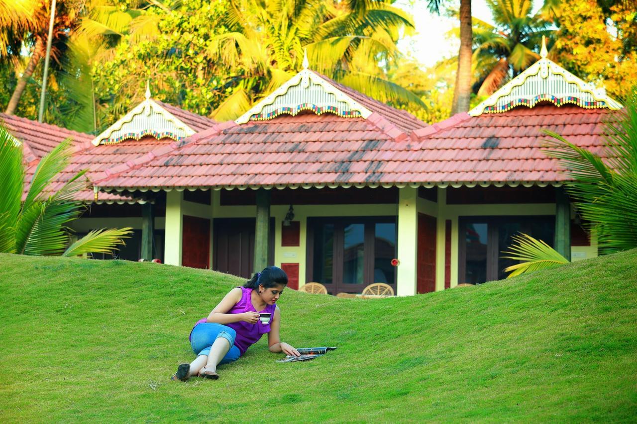 Deepanjali Wellness & Retreat Hotell Thanniyam Exteriör bild