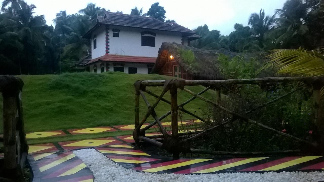 Deepanjali Wellness & Retreat Hotell Thanniyam Exteriör bild